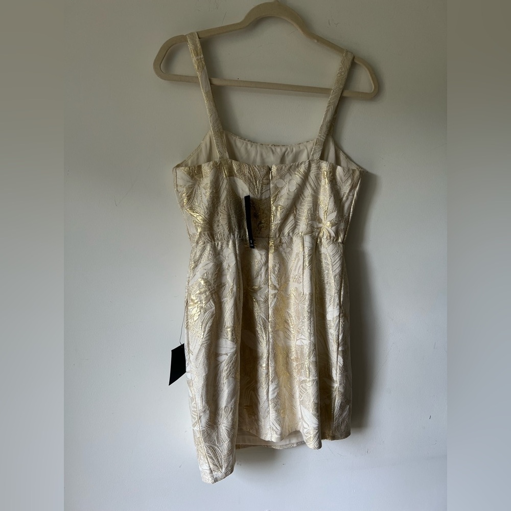 Sold - Picture 4 of 6